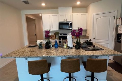 Villa ou maison à louer à Sanford, Floride: 4 chambres, 169.83 m2 № 2414961 - photo 9