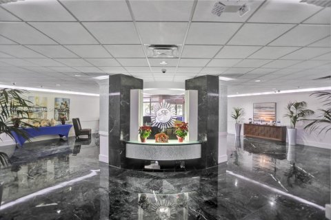 Condominio en venta en Fort Lauderdale, Florida, 1 dormitorio, 55.74 m2 № 1692335 - foto 18