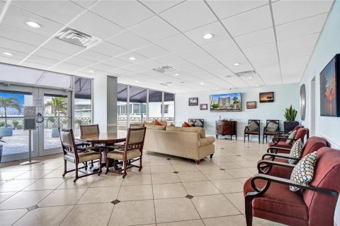 Condominio en venta en Fort Lauderdale, Florida, 1 dormitorio, 55.74 m2 № 1692335 - foto 21