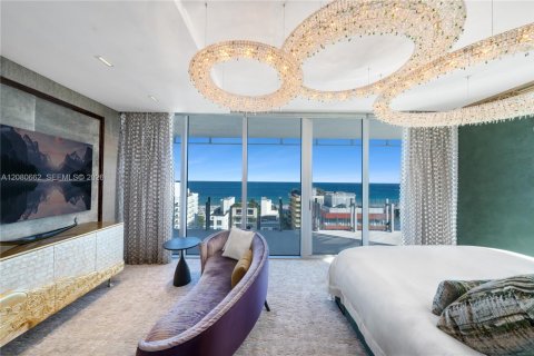 Copropriété à louer à Miami Beach, Floride: 3 chambres, 314.85 m2 № 2338646 - photo 14