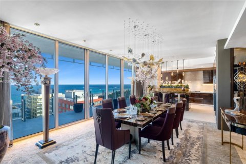 Copropriété à louer à Miami Beach, Floride: 3 chambres, 314.85 m2 № 2338646 - photo 5