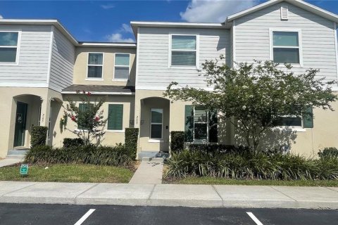 Touwnhouse à Davenport, Floride 3 chambres, 170.38 m2 № 2399550