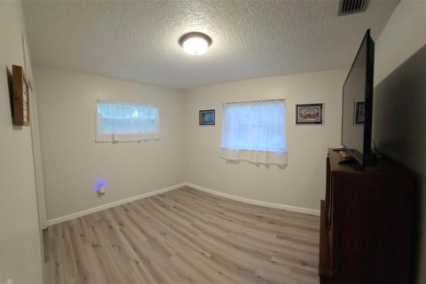 Casa en venta en Altamonte Springs, Florida, 4 dormitorios, 137.96 m2 № 2315214 - foto 15