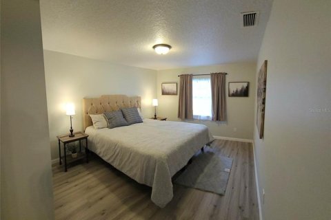 Casa en venta en Altamonte Springs, Florida, 4 dormitorios, 137.96 m2 № 2315214 - foto 5