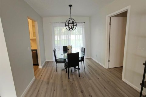 Casa en venta en Altamonte Springs, Florida, 4 dormitorios, 137.96 m2 № 2315214 - foto 8