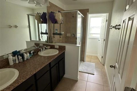 Townhouse in Orlando, Florida 3 bedrooms, 162.86 sq.m. № 1916476 - photo 15