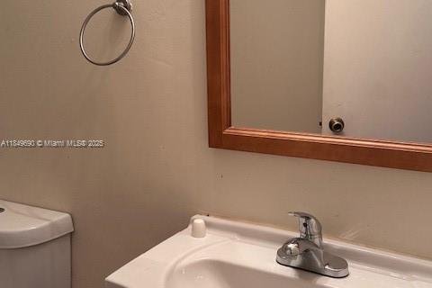 Condo in Sunrise, Florida, 1 bedroom  № 1852300 - photo 4