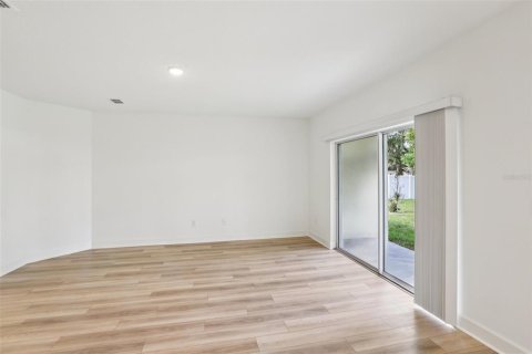 Casa en venta en Spring Hill, Florida, 3 dormitorios, 158.58 m2 № 1590591 - foto 9