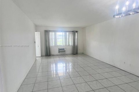 Купить кондоминиум в Майами, Флорида 1 спальня, 88.63м2, № 2045632 - фото 6