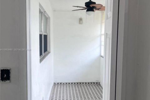 Купить кондоминиум в Майами, Флорида 1 спальня, 88.63м2, № 2045632 - фото 10