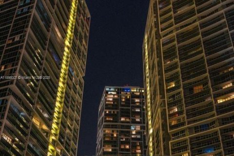 Купить кондоминиум в Майами, Флорида 2 спальни, 117.89м2, № 1956760 - фото 30