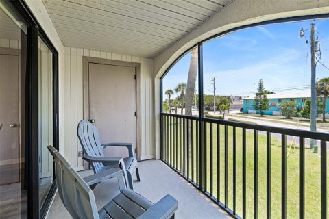 Condo in Cape Canaveral, Florida, 2 bedrooms  № 1736531 - photo 25