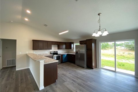House in Ocala, Florida 3 bedrooms, 123.75 sq.m. № 1885266 - photo 7