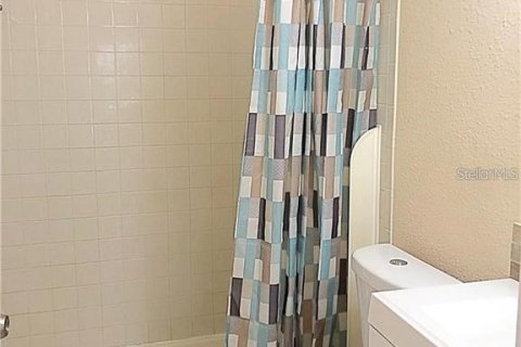 Copropriété à louer à Clearwater, Floride: 2 chambres, 80.36 m2 № 2384247 - photo 13