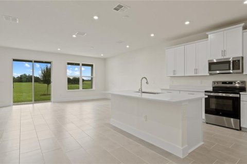 House in Mount Dora, Florida 3 bedrooms, 189.15 sq.m. № 1717377 - photo 5