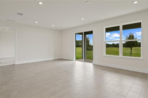 House in Mount Dora, Florida 3 bedrooms, 189.15 sq.m. № 1717377 - photo 12