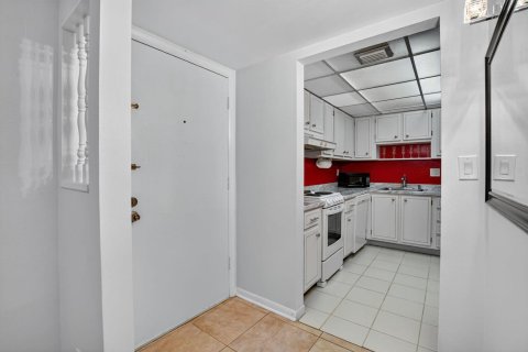 Condominio en alquiler en Deerfield Beach, Florida, 1 dormitorio, 85.93 m2 № 2368469 - foto 2