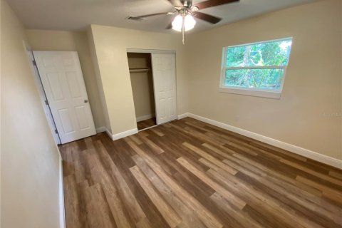 Casa en venta en Gainesville, Florida, 4 dormitorios, 144.93 m2 № 1158230 - foto 9