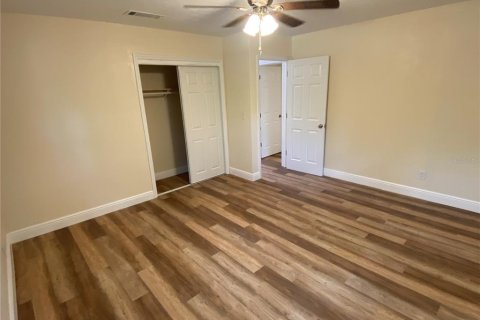 Casa en venta en Gainesville, Florida, 4 dormitorios, 144.93 m2 № 1158230 - foto 11