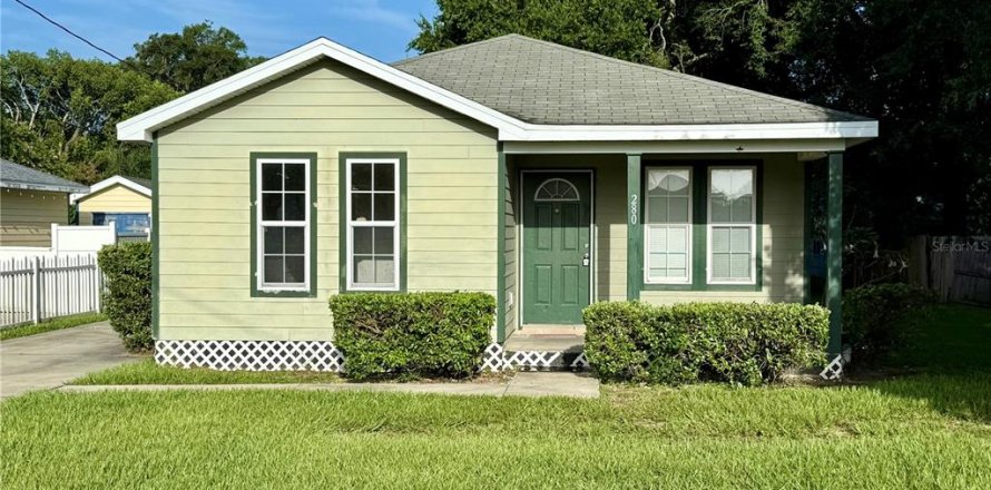 Casa en Ocala, Florida 3 dormitorios, 137.87 m2 № 1853136