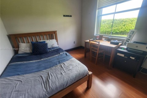 Casa en venta en Miami, Florida, 4 dormitorios, 216.09 m2 № 1728724 - foto 20