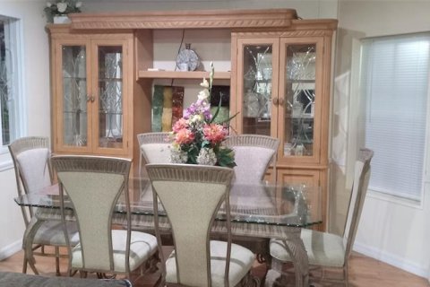 Apartamento en alquiler en Dade City, Florida, 3 dormitorios, 137.03 m2 № 1901378 - foto 3