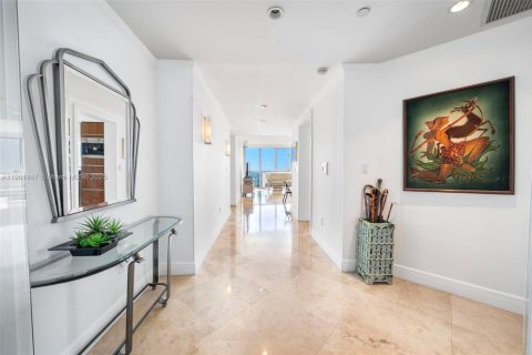 Condominio en venta en Miami, Florida, 2 dormitorios, 142.05 m2 № 1953710 - foto 2