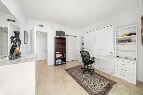 Condominio en venta en Miami, Florida, 2 dormitorios, 142.05 m2 № 1953710 - foto 15