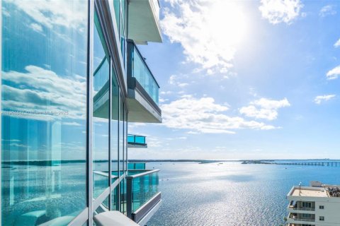 Condominio en venta en Miami, Florida, 2 dormitorios, 142.05 m2 № 1953710 - foto 1