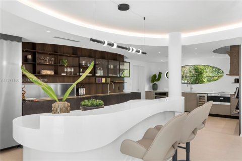 Villa ou maison à vendre à Miami, Floride: 5 chambres, 384.8 m2 № 2041314 - photo 6