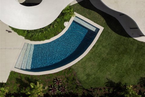 Villa ou maison à vendre à Miami, Floride: 5 chambres, 384.8 m2 № 2041314 - photo 29