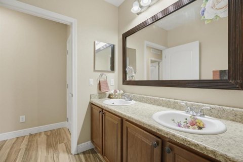 Villa ou maison à vendre à Fruitland Park, Floride: 3 chambres, 181.62 m2 № 2430620 - photo 21