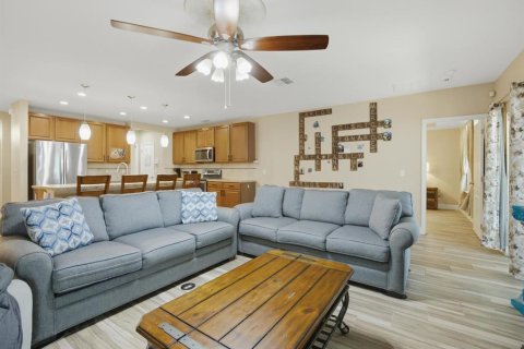 Villa ou maison à vendre à Fruitland Park, Floride: 3 chambres, 181.62 m2 № 2430620 - photo 7