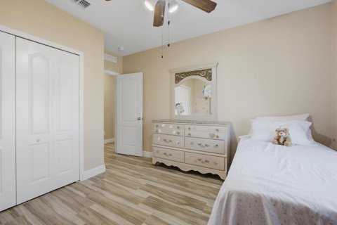 Villa ou maison à vendre à Fruitland Park, Floride: 3 chambres, 181.62 m2 № 2430620 - photo 20