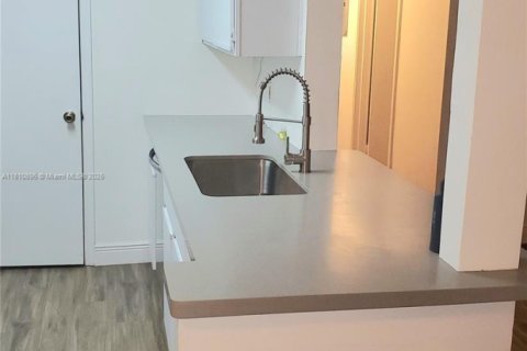 Copropriété à louer à Oakland Park, Floride: 2 chambres, 116.69 m2 № 1940417 - photo 10