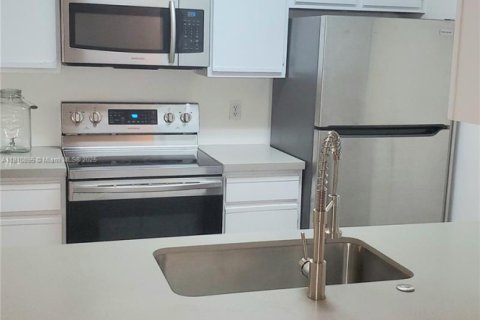 Copropriété à louer à Oakland Park, Floride: 2 chambres, 116.69 m2 № 1940417 - photo 11