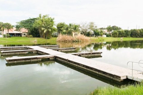 Copropriété à louer à Oakland Park, Floride: 2 chambres, 116.69 m2 № 1940417 - photo 5