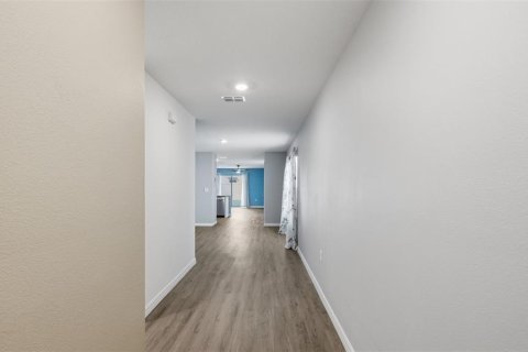 Купить виллу или дом в Зеферхиллс-Норт, Флорида 5 комнат, 144.93м2, № 2150392 - фото 10