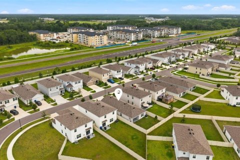 Купить виллу или дом в Зеферхиллс-Норт, Флорида 5 комнат, 144.93м2, № 2150392 - фото 4