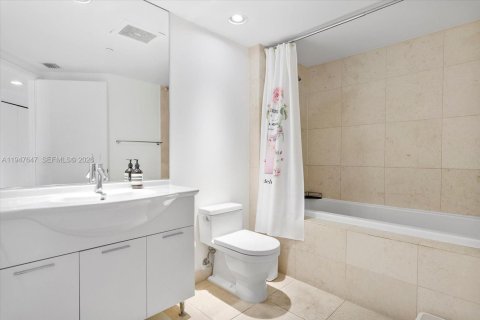 Снять в аренду кондоминиум в Майами, Флорида 55.56м2, № 2003843 - фото 14