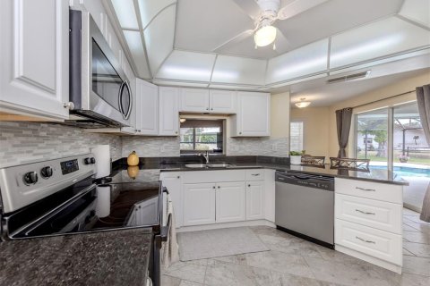 Casa en venta en Nokomis, Florida, 3 dormitorios, 180.04 m2 № 1677225 - foto 11