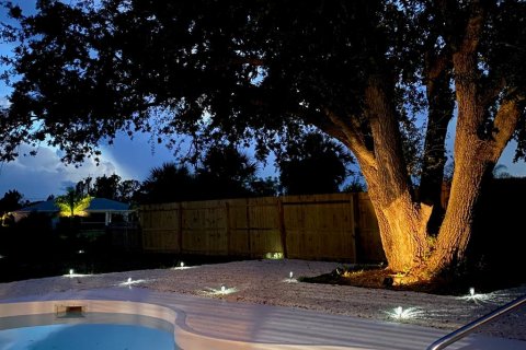 House in Englewood, Florida 3 bedrooms, 125.42 sq.m. № 1919173 - photo 18