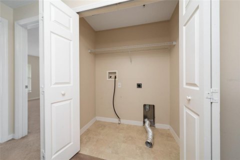 Townhouse in Orlando, Florida 3 bedrooms, 181.72 sq.m. № 1876833 - photo 23