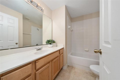 Townhouse in Orlando, Florida 3 bedrooms, 181.72 sq.m. № 1876833 - photo 28