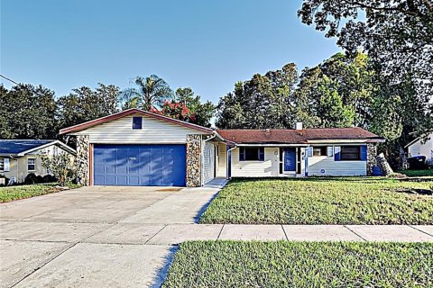 Villa ou maison à louer à Orlando, Floride: 3 chambres, 159.23 m2 № 1829176 - photo 1