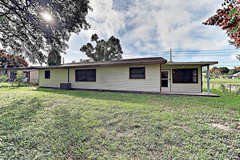 Villa ou maison à louer à Orlando, Floride: 3 chambres, 159.23 m2 № 1829176 - photo 15