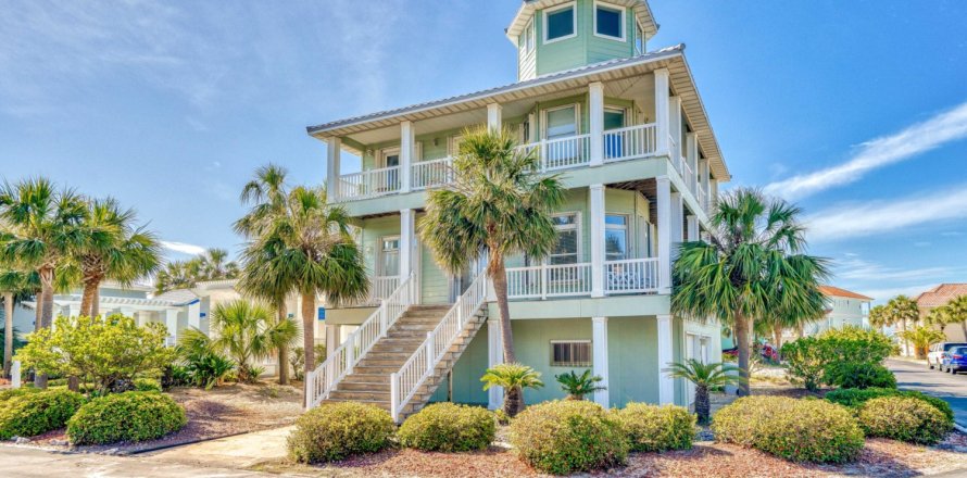 House in Navarre, Florida 3 bedrooms, 180.79 sq.m. № 559756