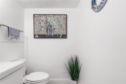 Copropriété à vendre à Hallandale Beach, Floride: 1 chambre, 83.24 m2 № 2067900 - photo 25