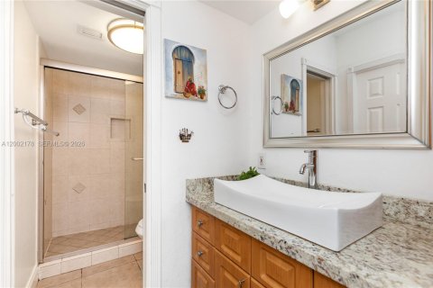 Copropriété à vendre à Hallandale Beach, Floride: 1 chambre, 83.24 m2 № 2067900 - photo 22