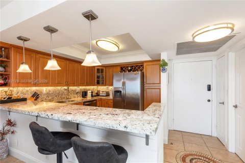 Copropriété à vendre à Hallandale Beach, Floride: 1 chambre, 83.24 m2 № 2067900 - photo 11